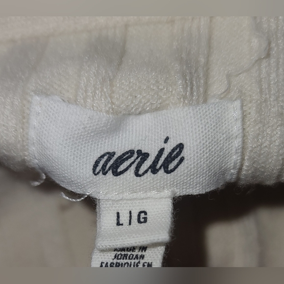 aerie button down cropped long sleeve cream - Picture 2 of 2